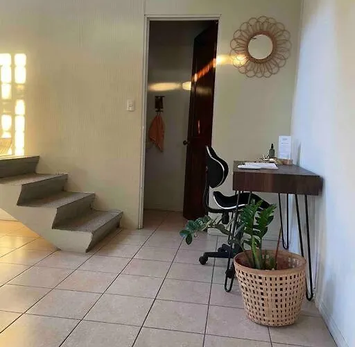Casa Buda Cerca Del Aeropuerto Apartment *
